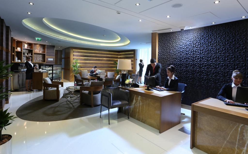 ทีอาร์วายพี บาย วินด์แฮม อาบู ดาบีซิตี เซ็นเตอร์ Hotel อาบูดาบี ภายนอก รูปภาพ