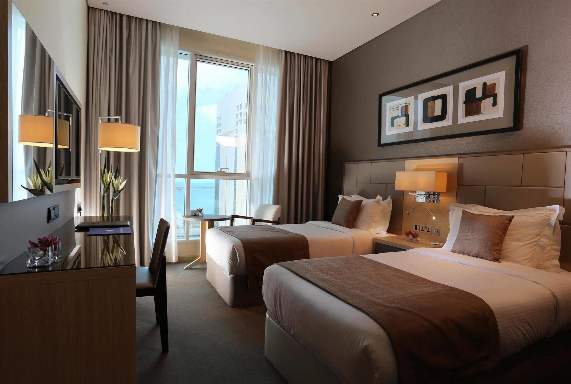 ทีอาร์วายพี บาย วินด์แฮม อาบู ดาบีซิตี เซ็นเตอร์ Hotel อาบูดาบี ภายนอก รูปภาพ