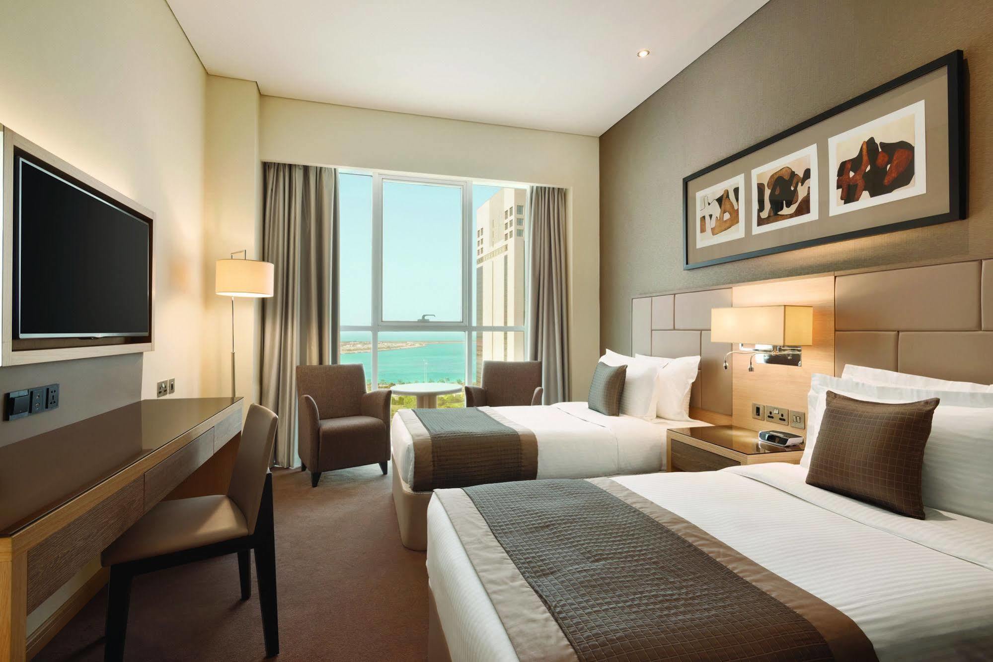 ทีอาร์วายพี บาย วินด์แฮม อาบู ดาบีซิตี เซ็นเตอร์ Hotel อาบูดาบี ภายนอก รูปภาพ