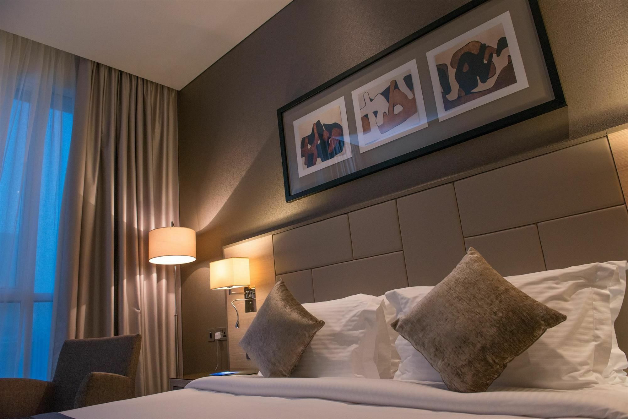 ทีอาร์วายพี บาย วินด์แฮม อาบู ดาบีซิตี เซ็นเตอร์ Hotel อาบูดาบี ภายนอก รูปภาพ